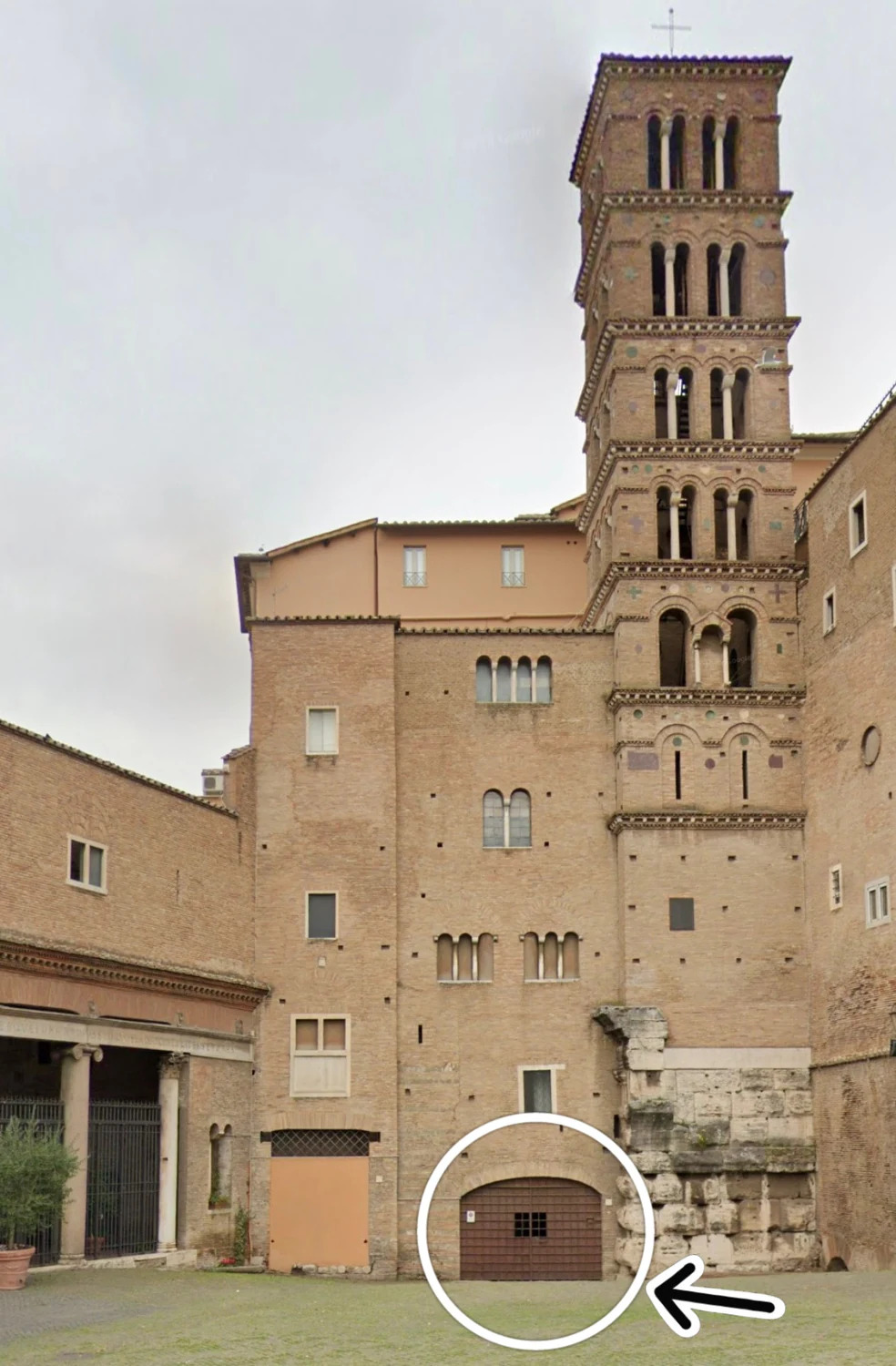 Indicazione del percorso, foto